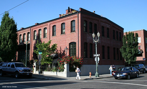 adaptive reuse of older building in the Pearl District, Portland (by: Patrick Dirden, creative commons license)