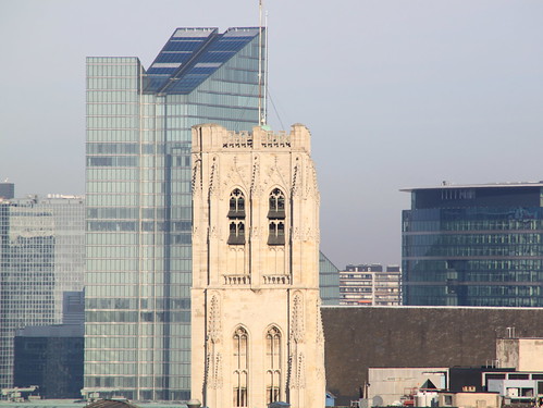 De kathedraaltoren met zicht op Brussel