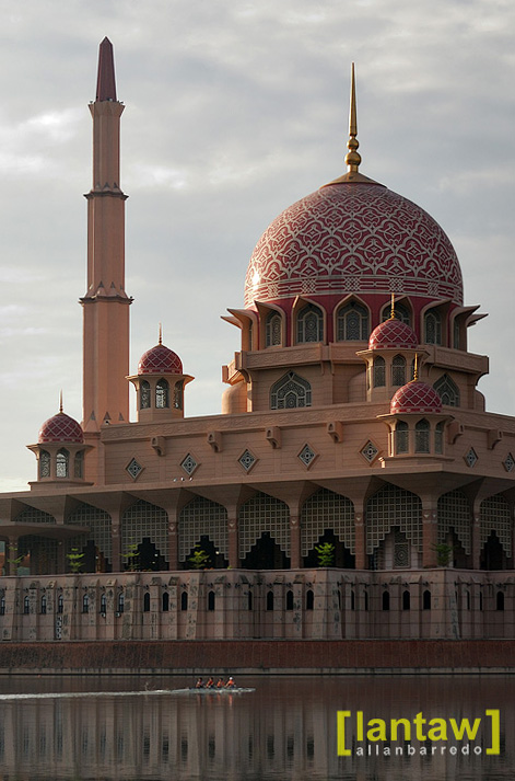 Putra Mosque and Early Rowers