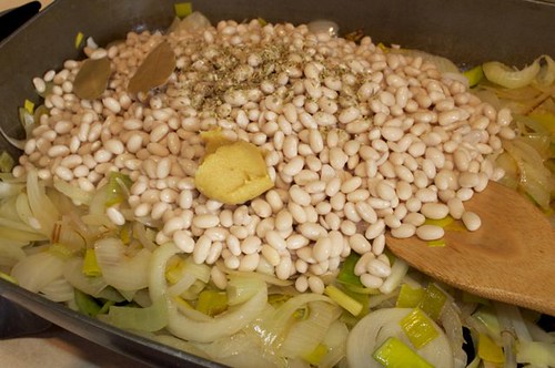 white bean soup-19