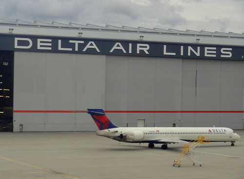 Photo:Delta Airlines Hangar, Atlanta By:blafond
