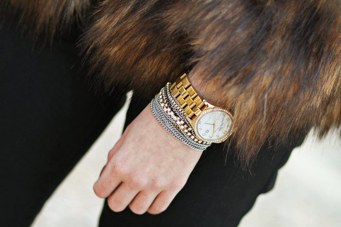 Stylemint Mulholland T Shirt, Chanel, Marc Jacobs gold watch, Topshop ambush boots, Faux Fur, Fashion Outfit,
