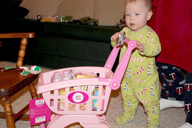 Lucy and her shopping cart from Benjamin
