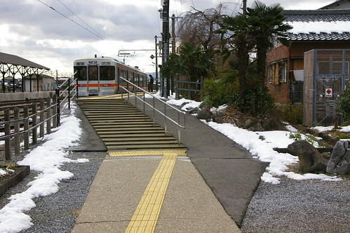 JRC 313 series in Mino-Akasaka station, Ogaki, Gifu, Japan /Dec 30,2011