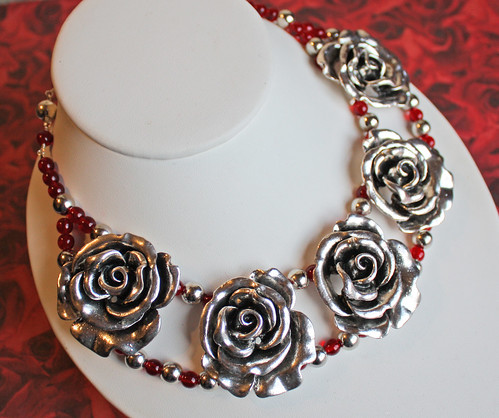 Silver Roses necklace