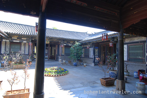 courtyard of Zhu Family Gardens