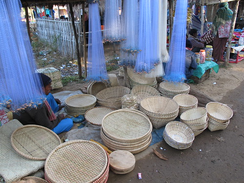 Baskets, Dilai Gate Sunday market