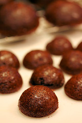 chocolate cake balls 3451 R