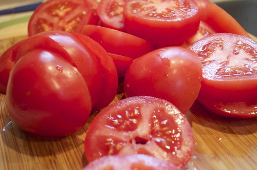 tomatoes/sliced