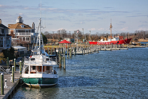 Lewes And Rehoboth Canal by JimbobEdsel