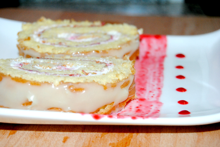 Amazing Recipes - Raspberry Cheesecake Roll (13)