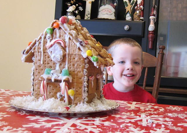 Gingerbread House 2011-9