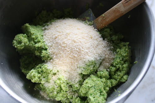 Brussels Sprouts Pesto