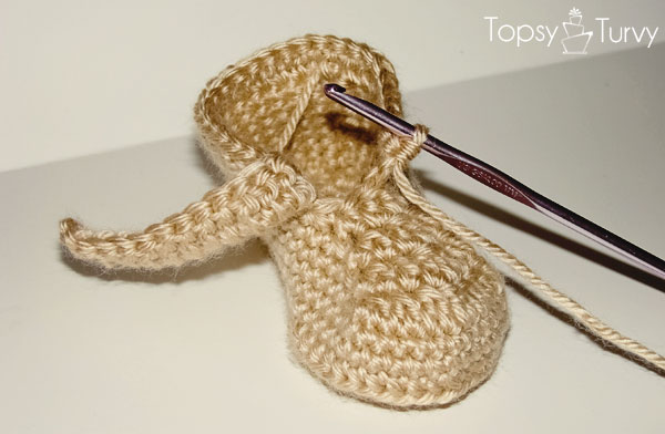 crochet-baby-wrap-button-boot-cuff