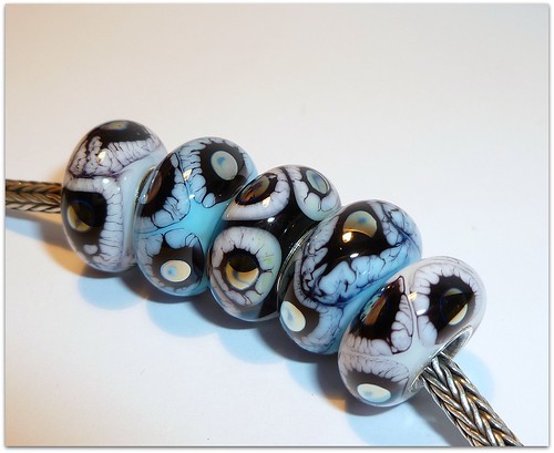 Aliens by Luccicare - Handmade Glass Beads!