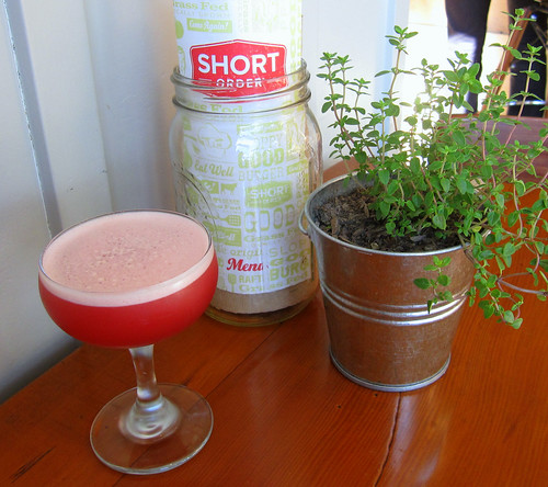 bourbon-pomegranate cocktail