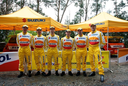 Equipo oficial Suzuki 2011