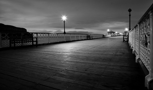 Llandudno Pier by davidrobertsphotography