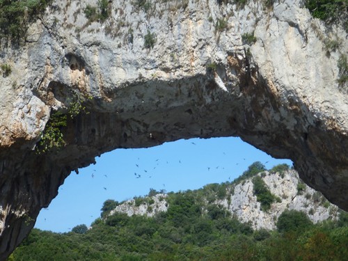 Re: Carolyne Kauser-Abbott Article:  The Ardèche Wild And Beautiful 11/02/12