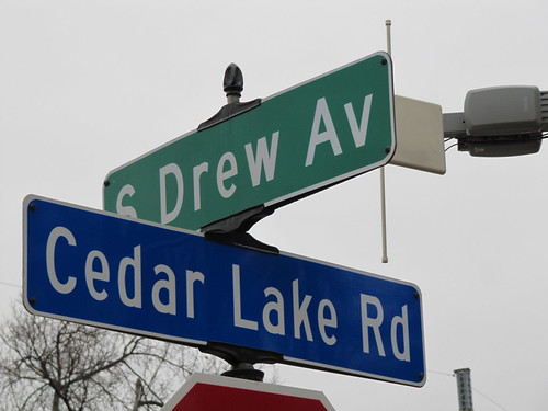 Cedar Lake Rd at Drew Ave S