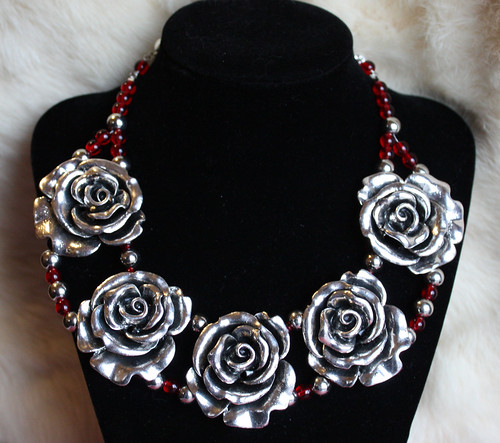Silver Roses necklace