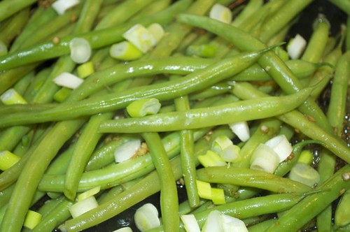 green beans sauced