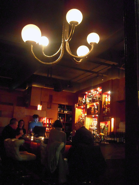 Frank's Cozy Bar