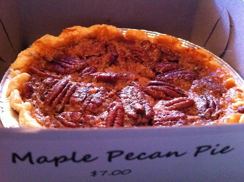 Maple pecan pie