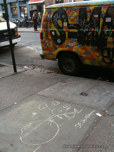 De la Vega chalk art in East Village_12