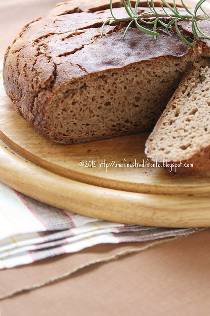 No-knead bread alla farina di castagne