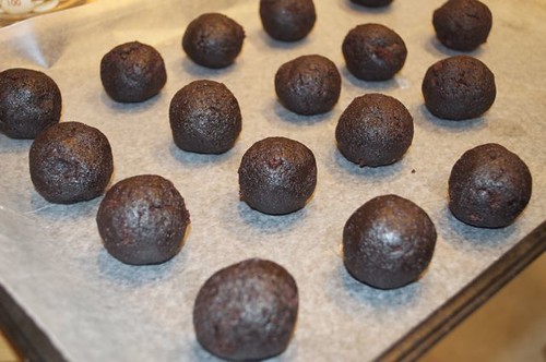 chocolate cake balls 13