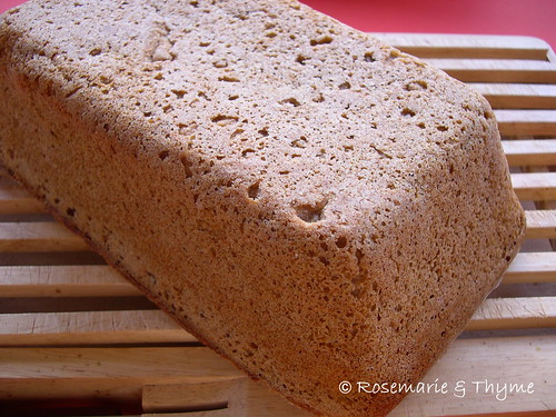 DSCN8572 - Russian rye bread_loaf_upsidedown