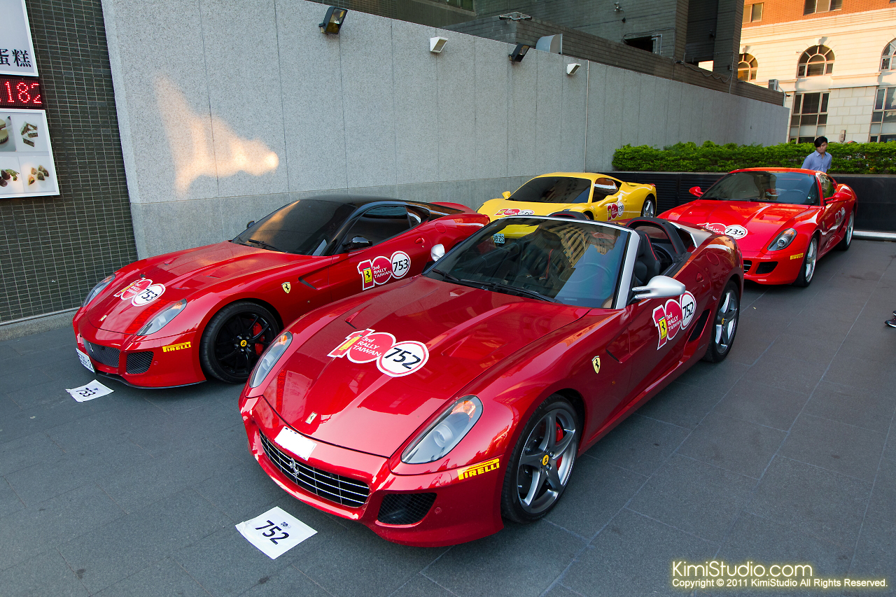 2011.10.28 Ferrari-048