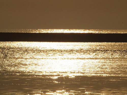 Sombras no mar by MauFeitio