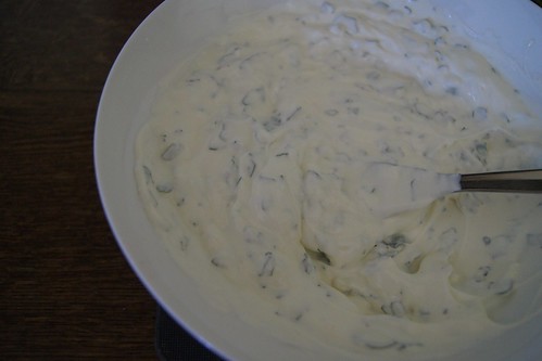 Simple Salad Recipes - yoghurt dressing