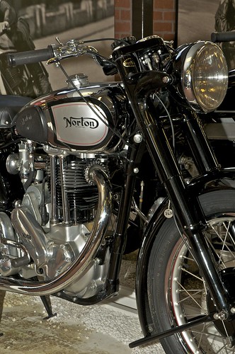 1949 500cc Norton ES2 - National Motorcycle Museum