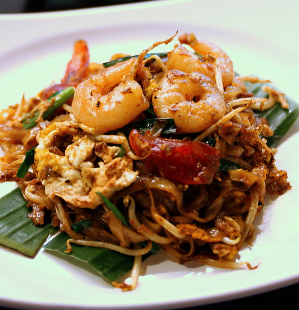 Malaysian Food Street: Penang Lim Brothers' Char Kway Teow