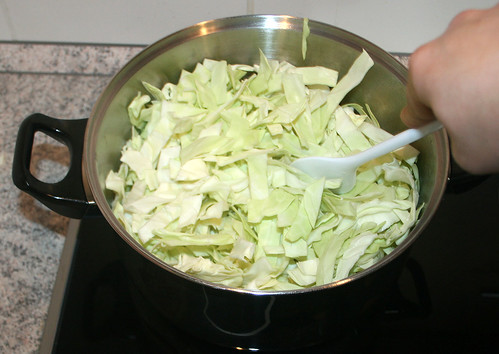 17 - Kohl mit anbraten / Sauté cabbage