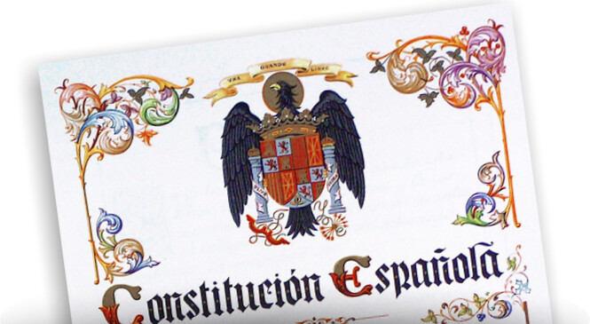 Resultado de imagen de cumple la constitucion