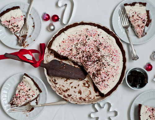 Creamy Peppermint Bark Tart from Makes and Takes