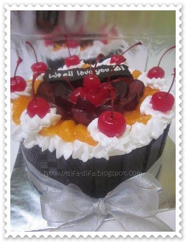Fruitcake for Dwi by DiFa Cakes