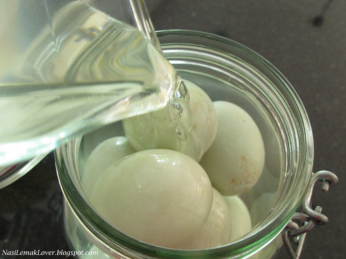 Homemade salted eggs