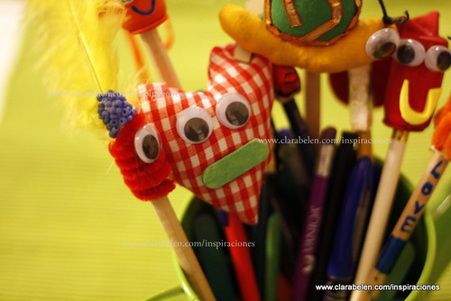 Manualidades infantiles: decorar lápices para niños