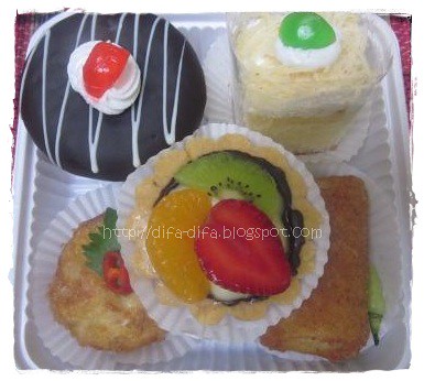 Snack Box Maizah Asya by DiFa Cakes