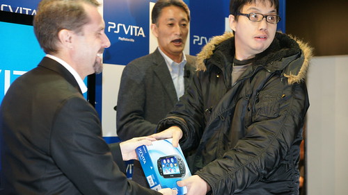 Lançamento do PS Vita no Japão