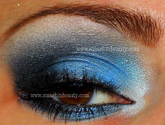 Blue silver white eyeshadow