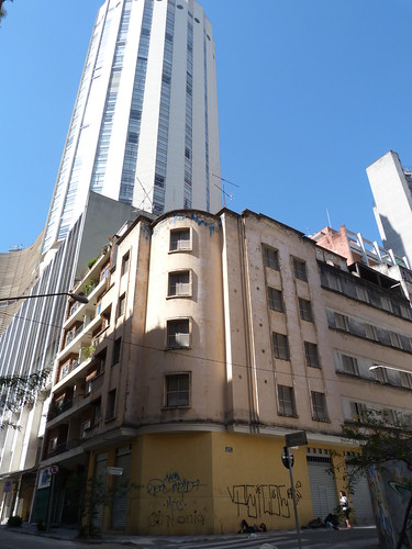 Apartments, cnr Rua Doutor Teodoro Baíma & Rua Epitácio Pessoa, São Paulo