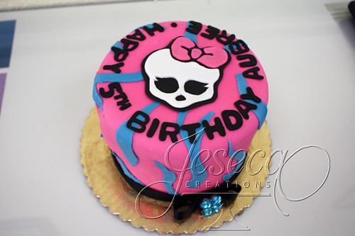 Monster High Cake by Jeseca Creations on Flickr Monster High Cake
