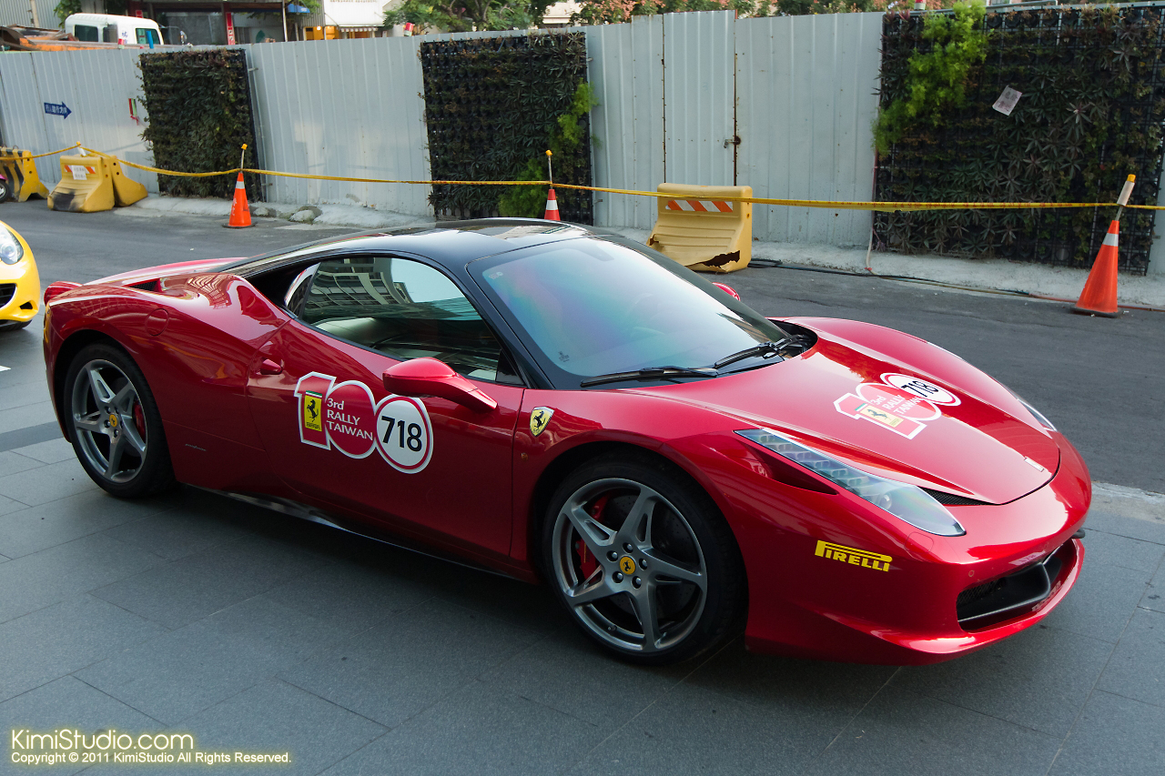 2011.10.28 Ferrari-081