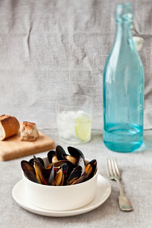 Steamed Mussels With White Wine & Key Limes